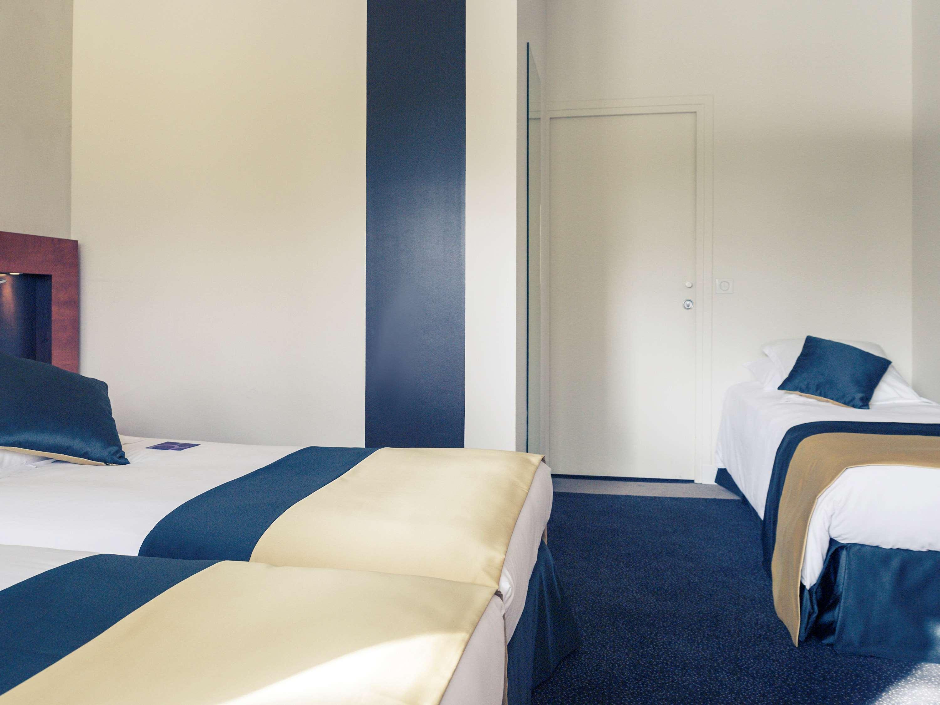 Mercure Maurepas Saint Quentin Bagian luar foto