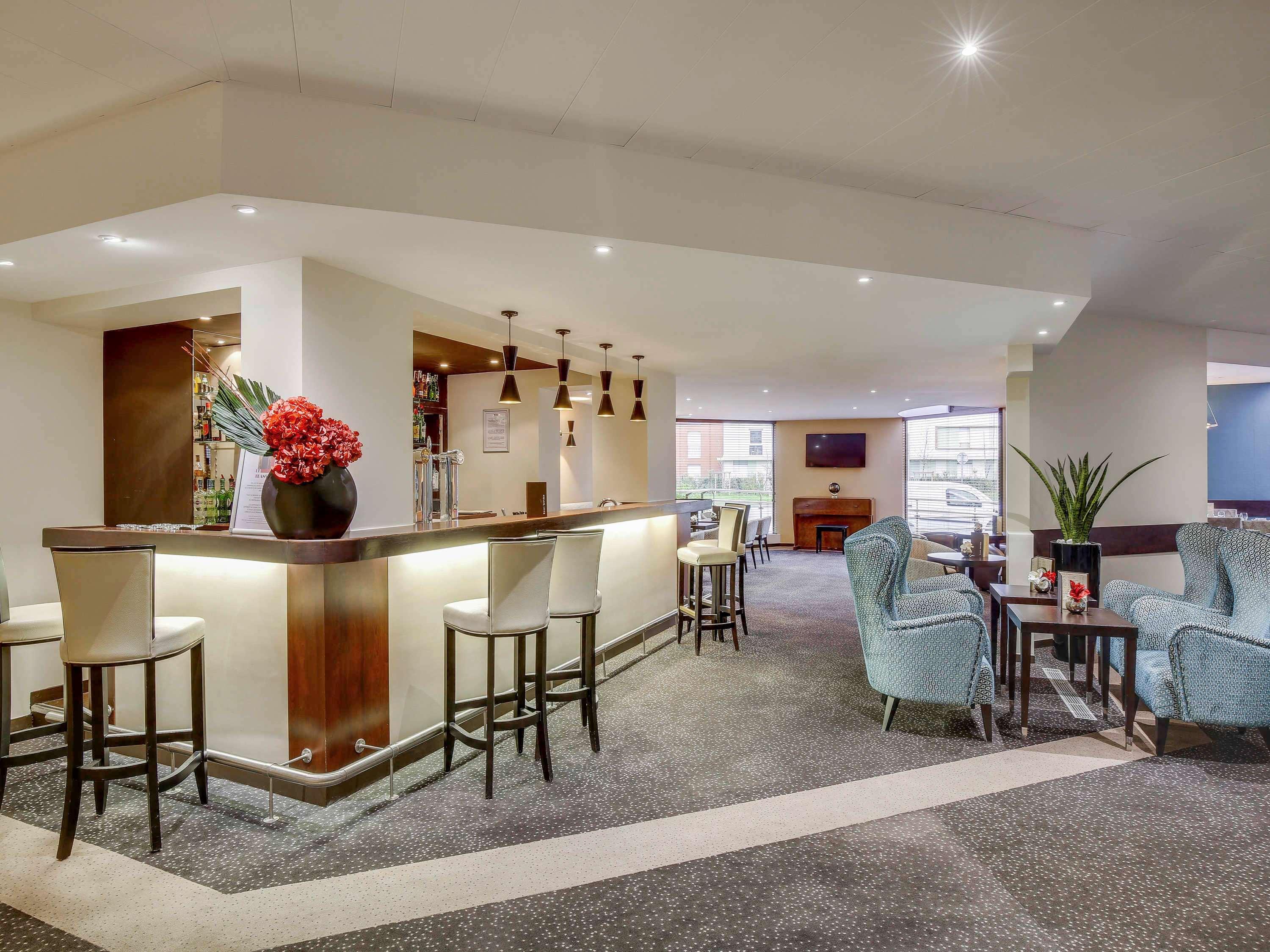 Mercure Maurepas Saint Quentin Bagian luar foto