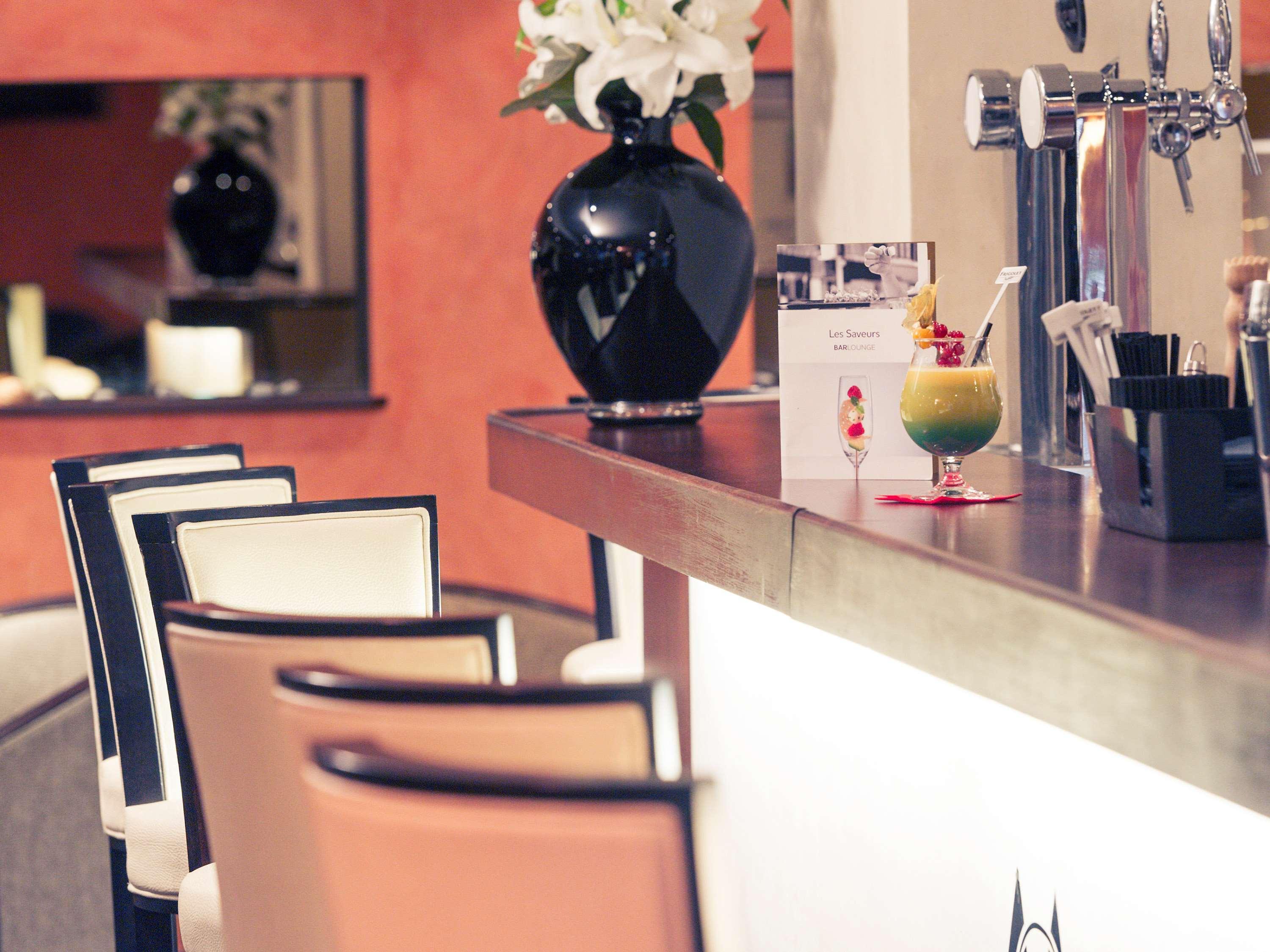 Mercure Maurepas Saint Quentin Bagian luar foto