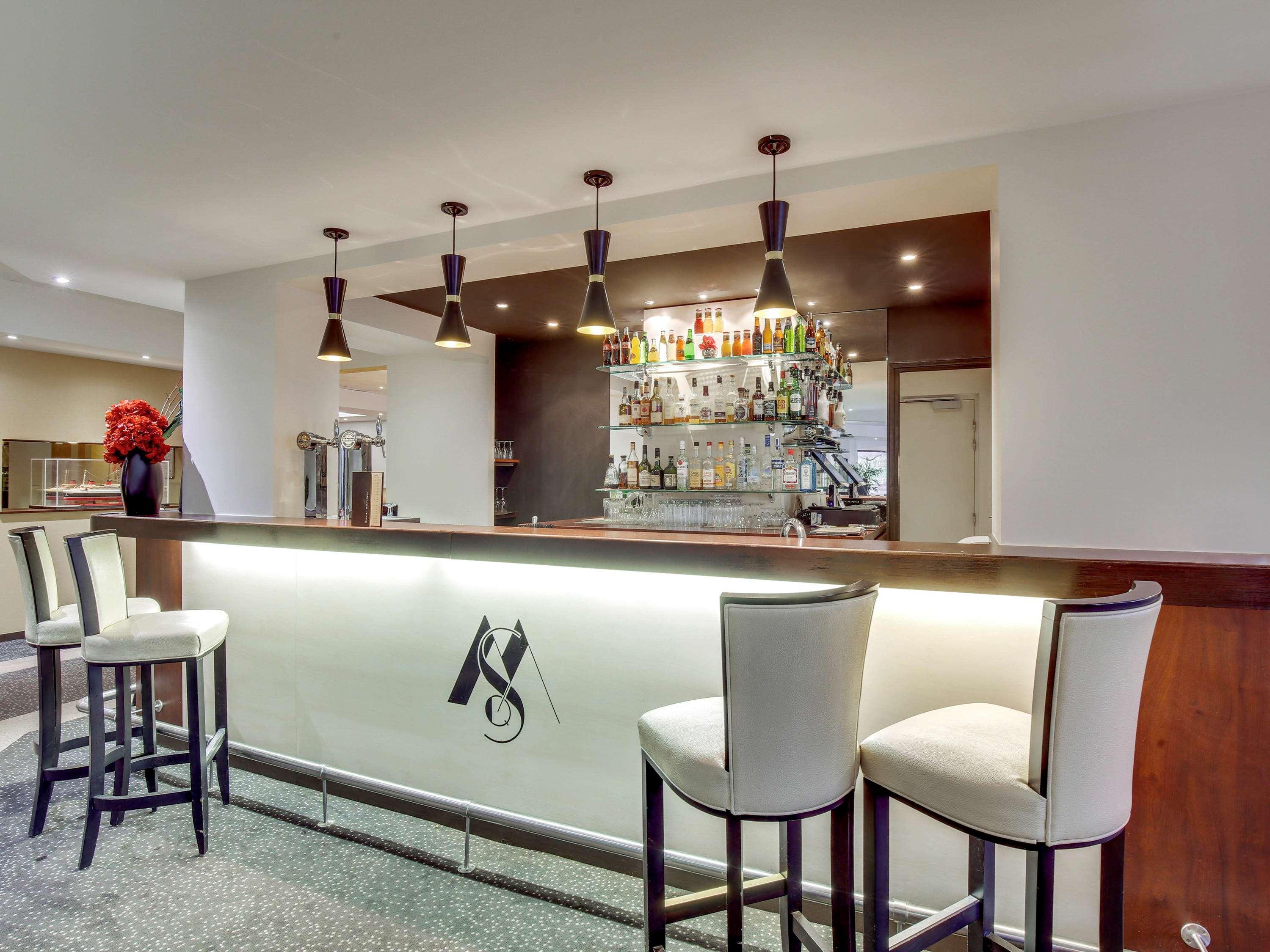 Mercure Maurepas Saint Quentin Bagian luar foto