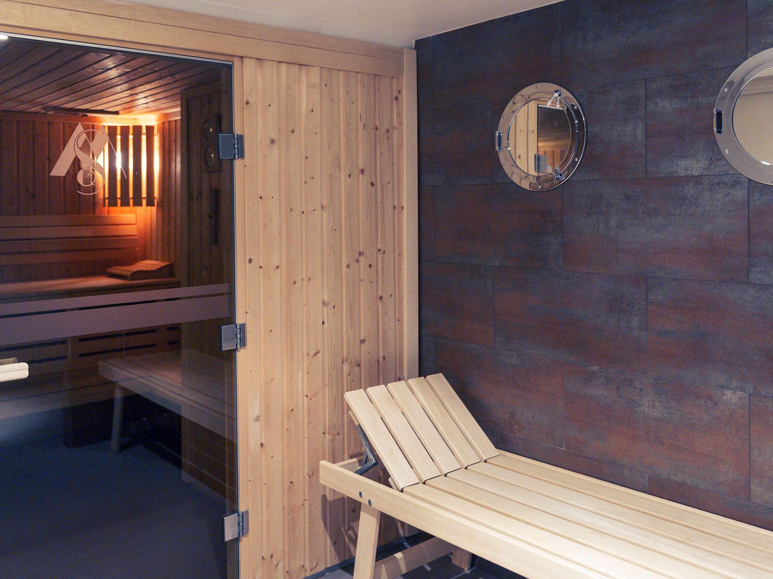 Mercure Maurepas Saint Quentin Bagian luar foto