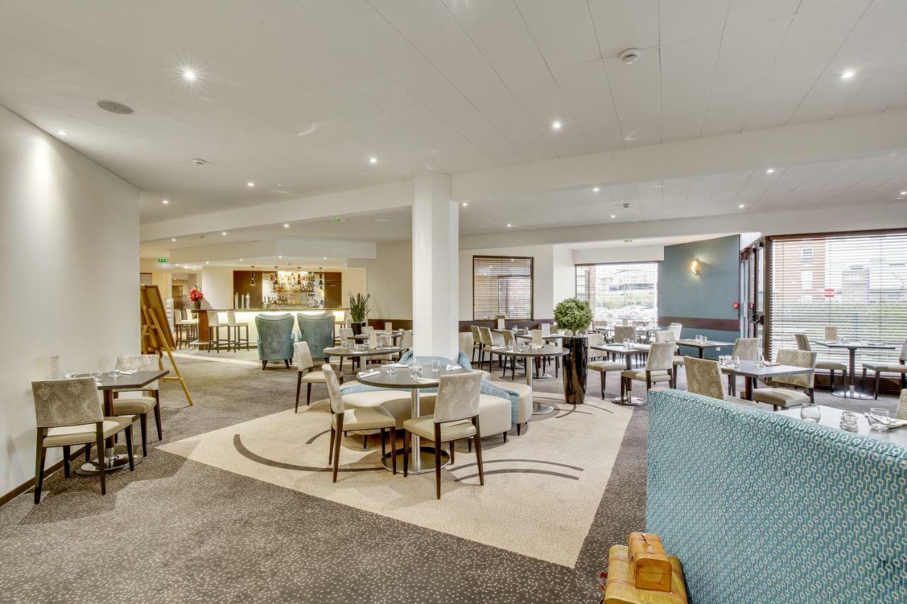 Mercure Maurepas Saint Quentin Bagian luar foto